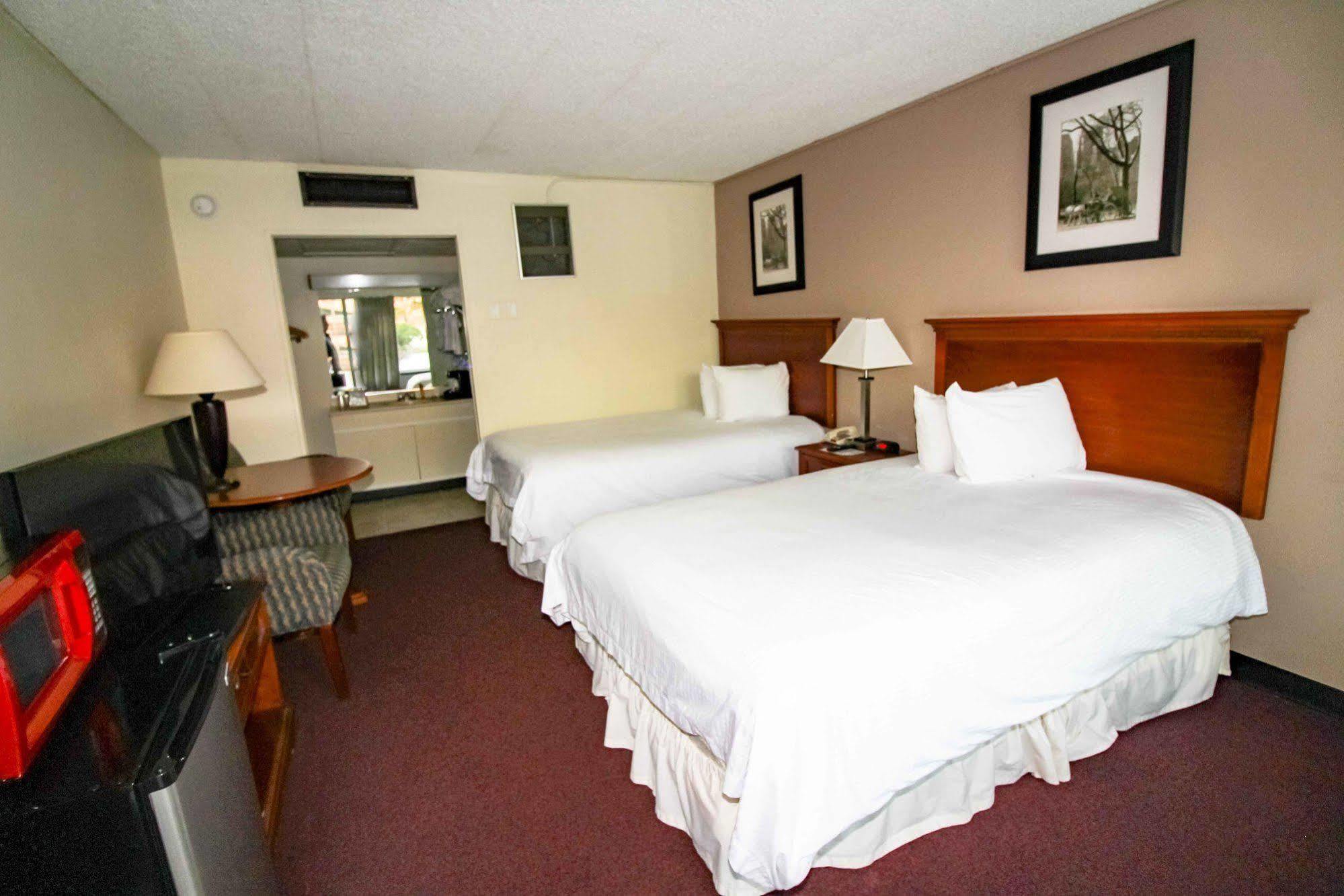 Newburgh Inn Eksteriør billede